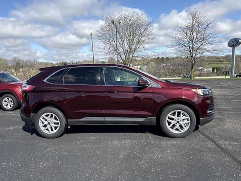 Used 2023 Ford Edge SEL SUV