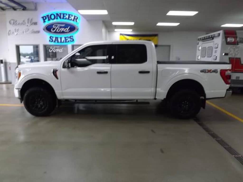 Used 2023 Ford F-150 Lariat Crew Cab