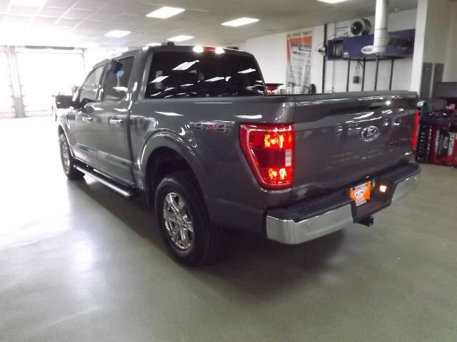 2023 Ford F-150 XLT photo 3