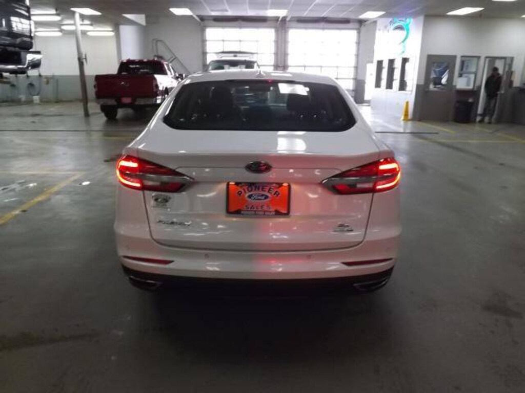 Used 2019 Ford Fusion SE Sedan