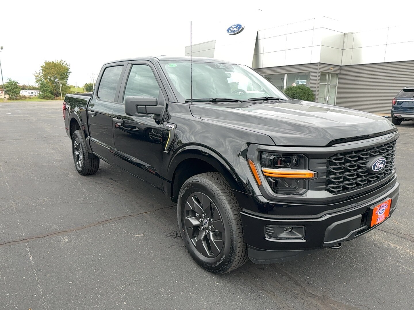 2025 Ford F-150 STX photo 3