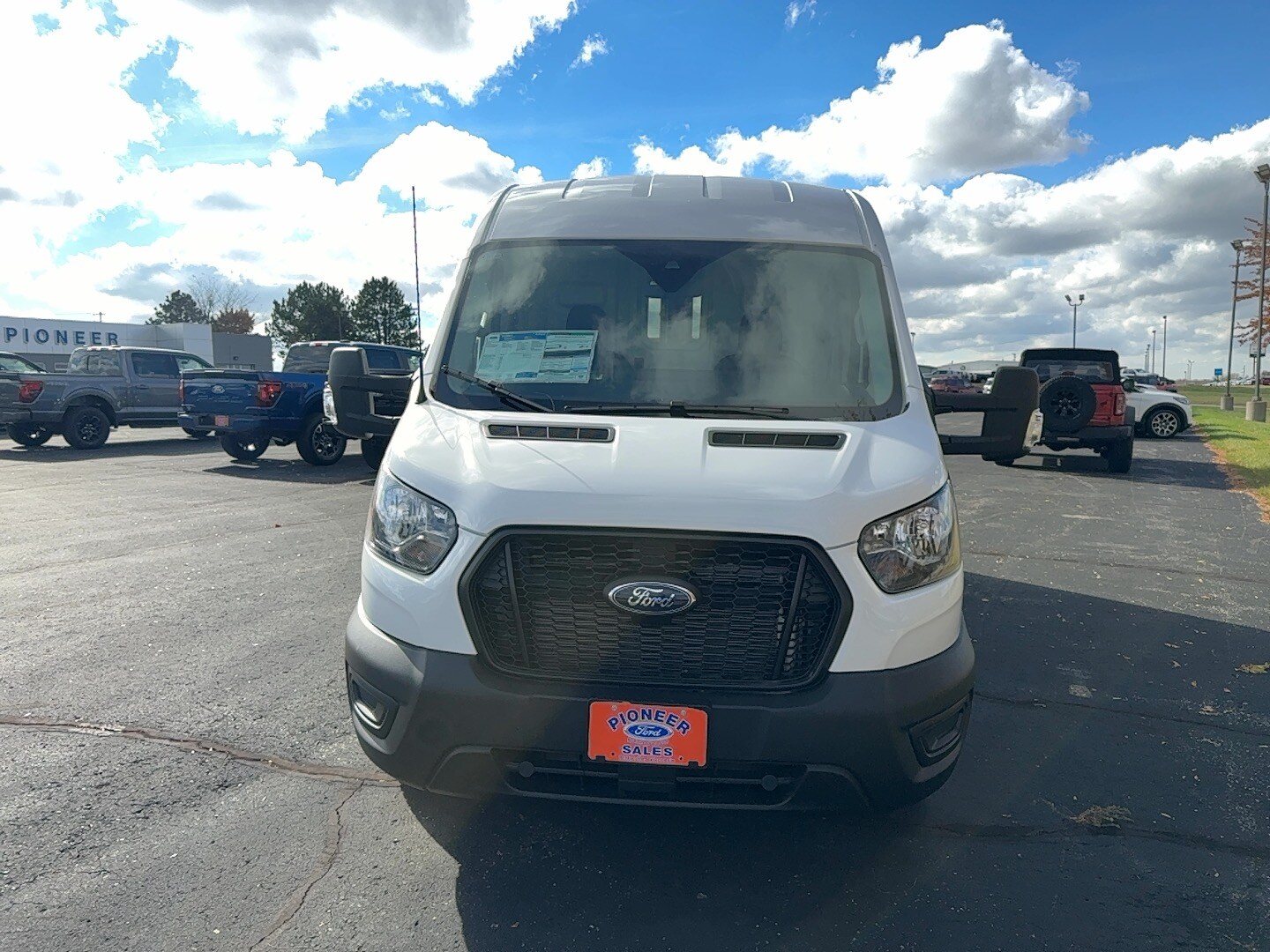 2025 Ford Transit Cargo Van photo 4