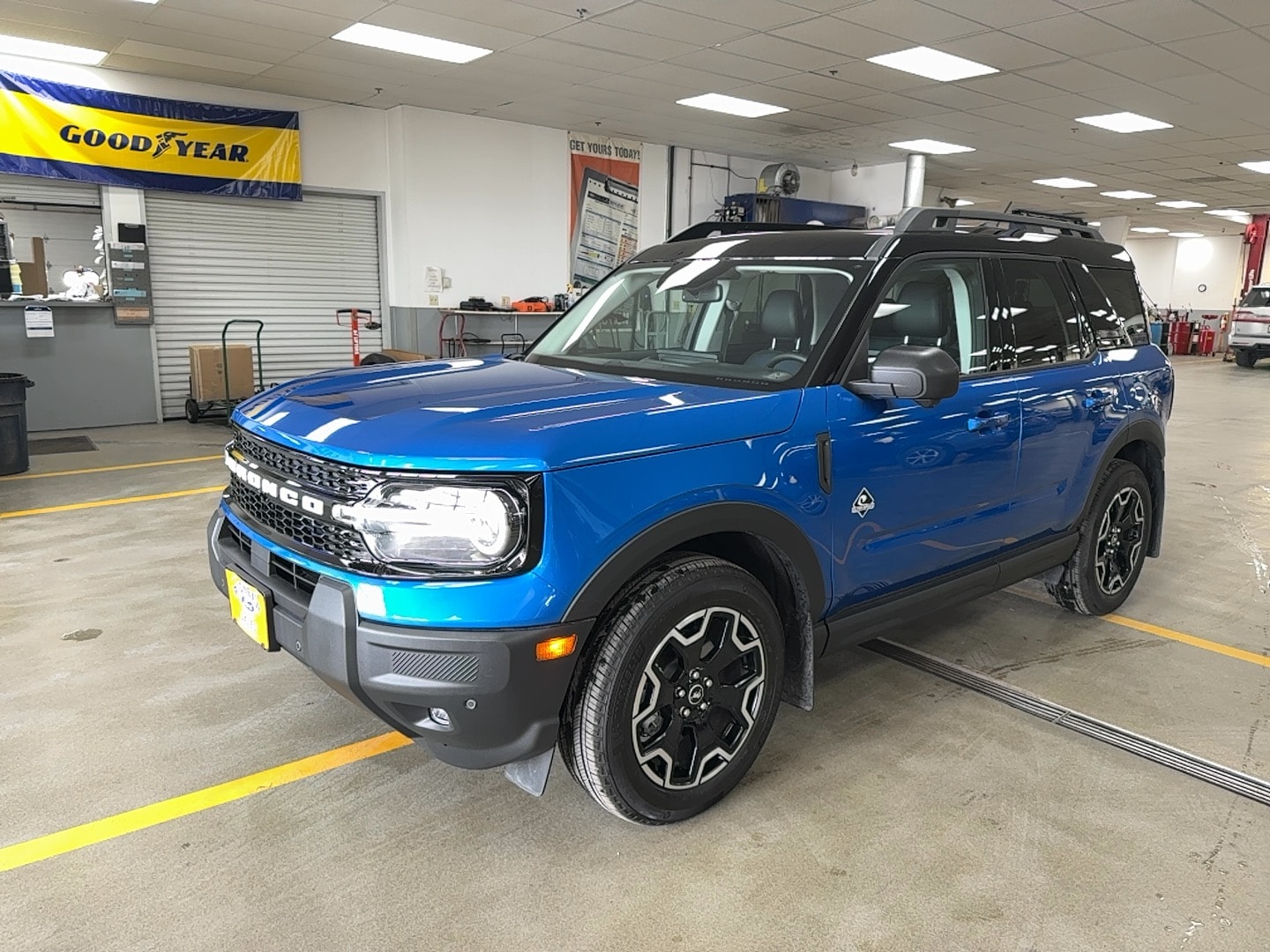 2025 Ford Bronco Sport Outer Banks's photo