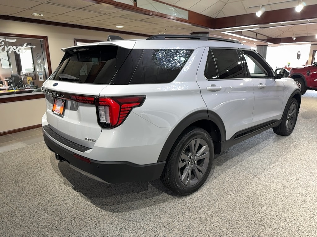 New 2026 Ford Explorer Active SUV