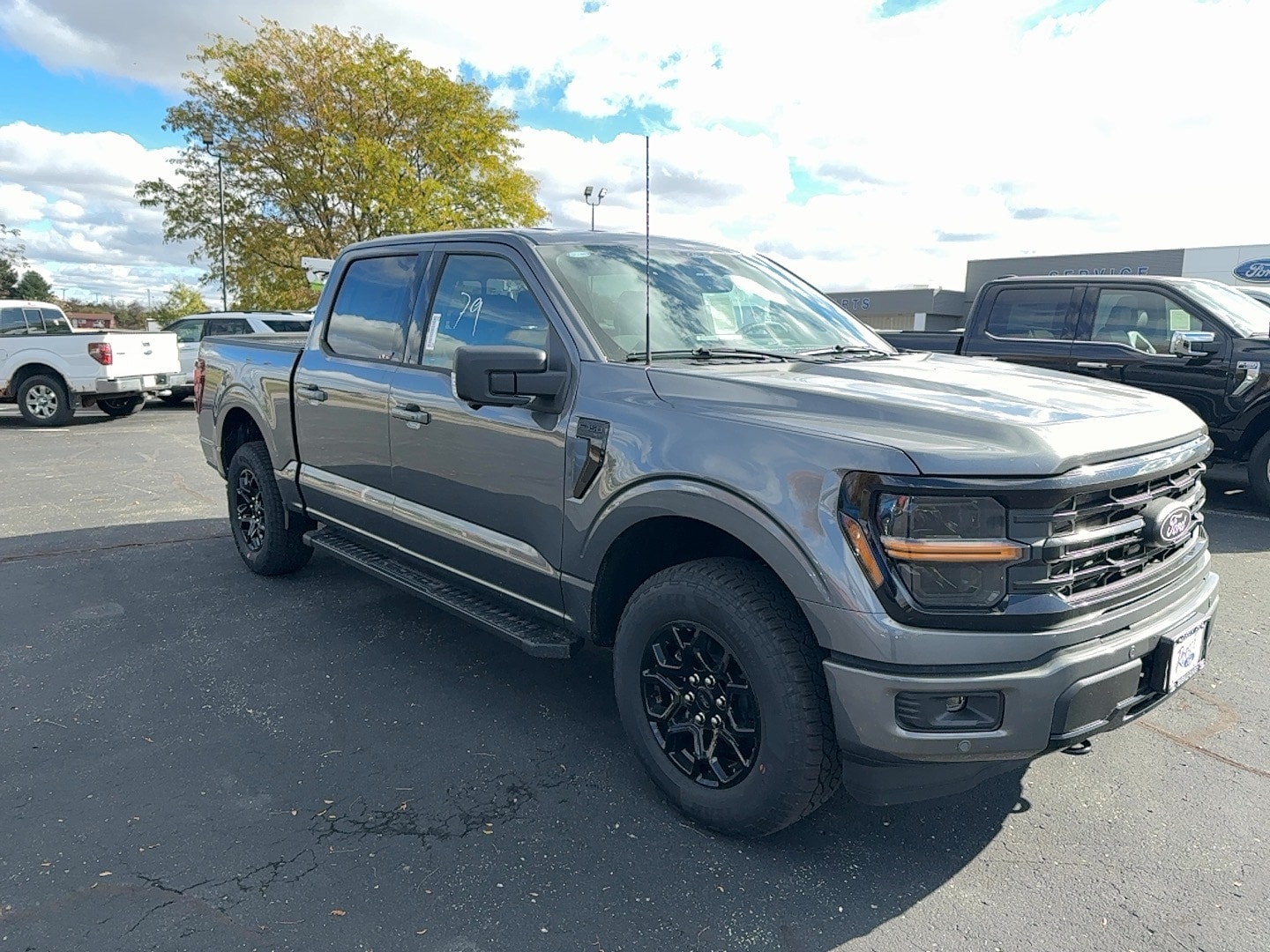 2025 Ford F-150 XLT's photo