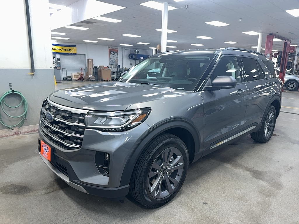 New 2025 Ford Explorer Active SUV