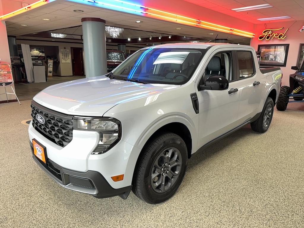 New 2025 Ford Maverick XLT TRUCK