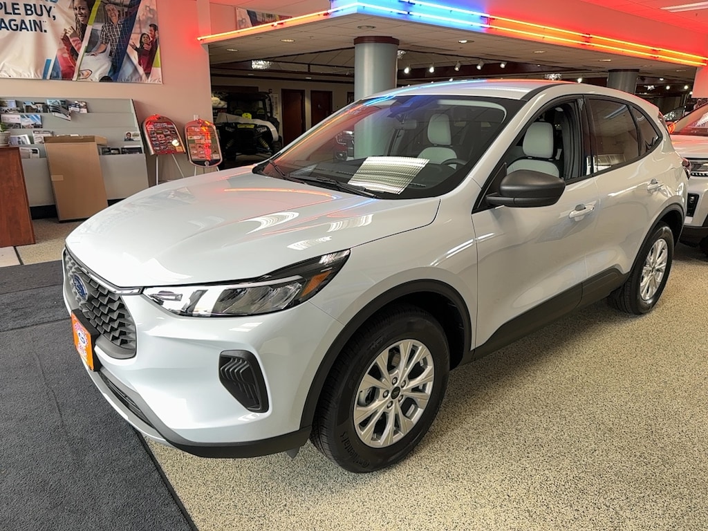 New 2025 Ford Escape Active SUV