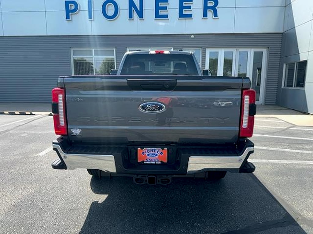 New 2025 Ford Super Duty F-250 SRW 4X4 Styleside Pickup TRUCK