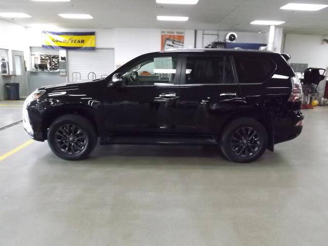 2020 Lexus GX 460 Base photo 2