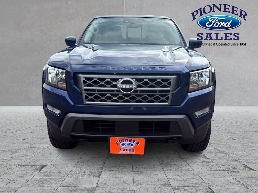 Used 2023 Nissan Frontier Crew Cab SV 4x4