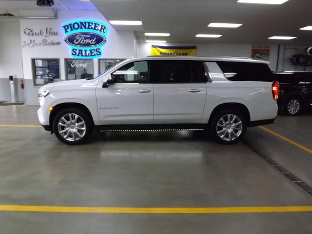 Used 2023 Chevrolet Suburban High Country SUV