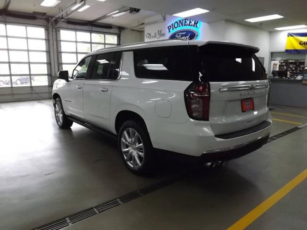 Used 2023 Chevrolet Suburban High Country SUV