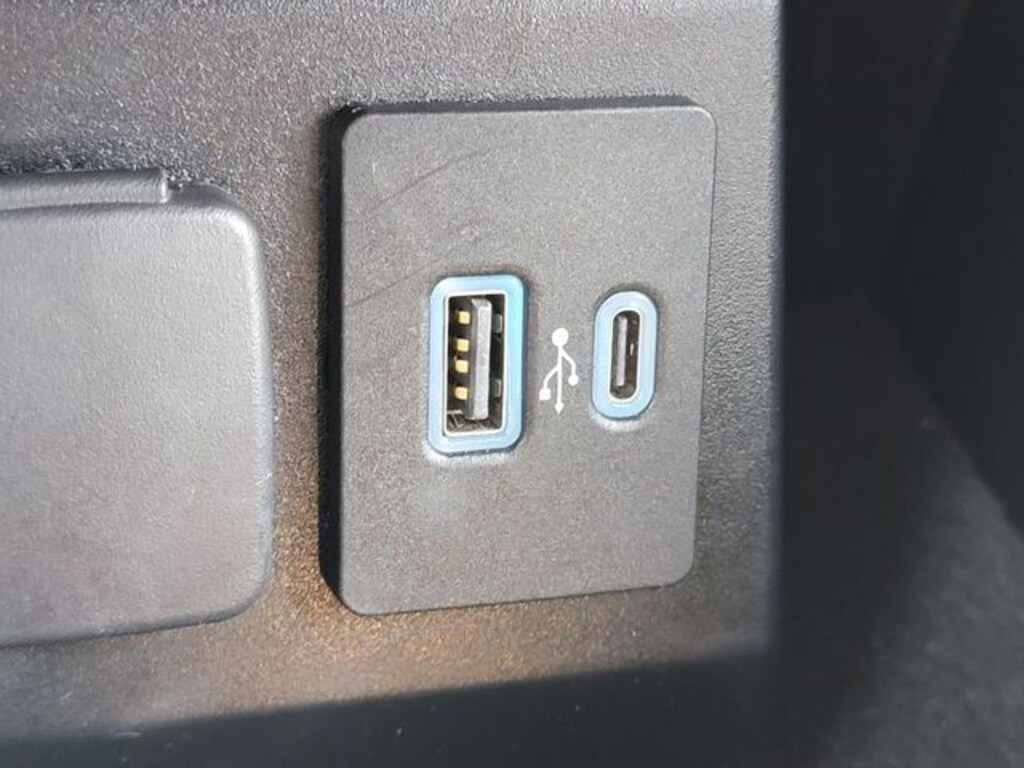 Used 2021 Ford Explorer For Sale at Nourse Chillicothe Automall VIN