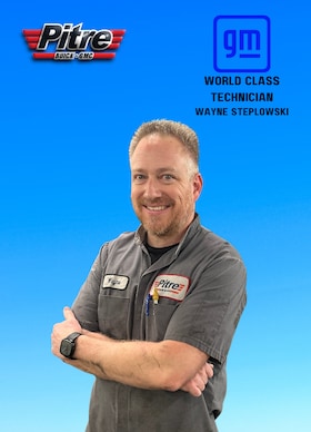 Staff member Wayne Steplowski from ID_24487a5cc74d