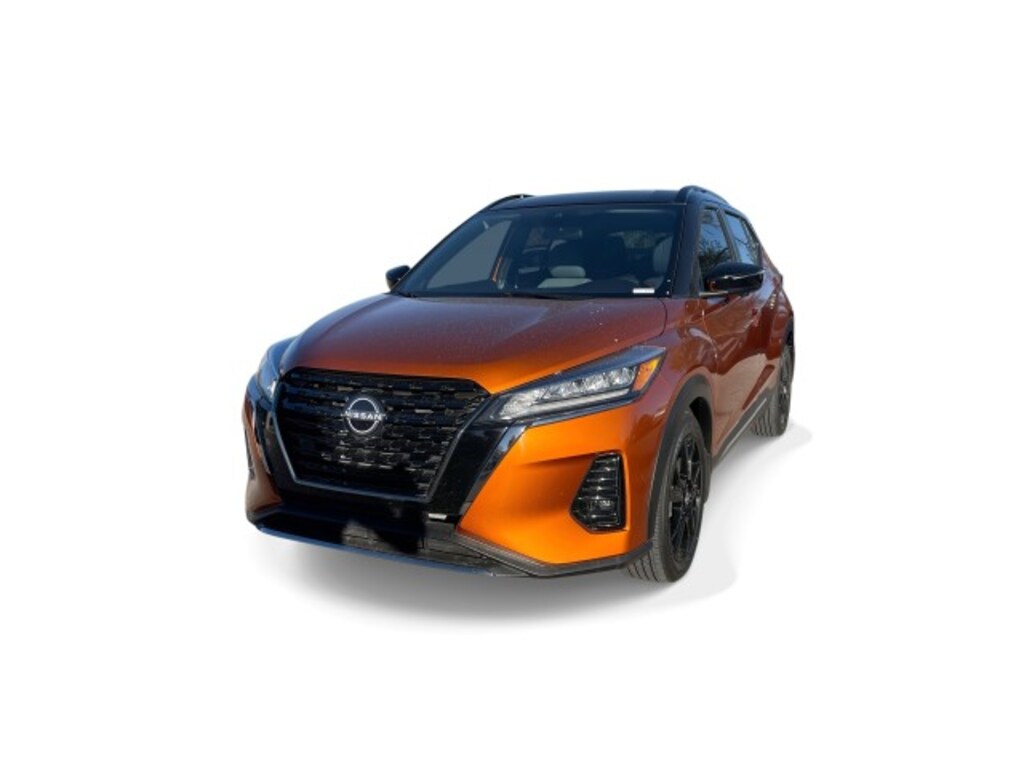 Used 2023 Nissan Kicks SR SUV