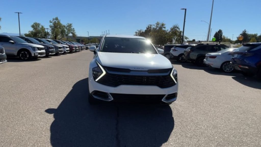 Used 2023 Kia Sportage Hybrid LX