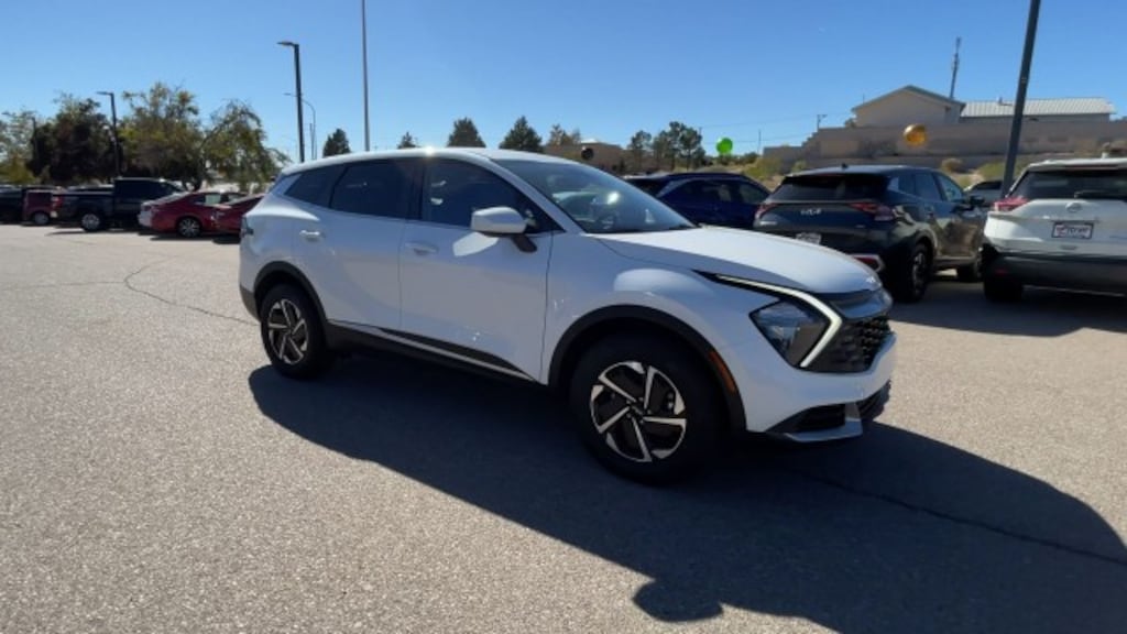 Used 2023 Kia Sportage Hybrid LX