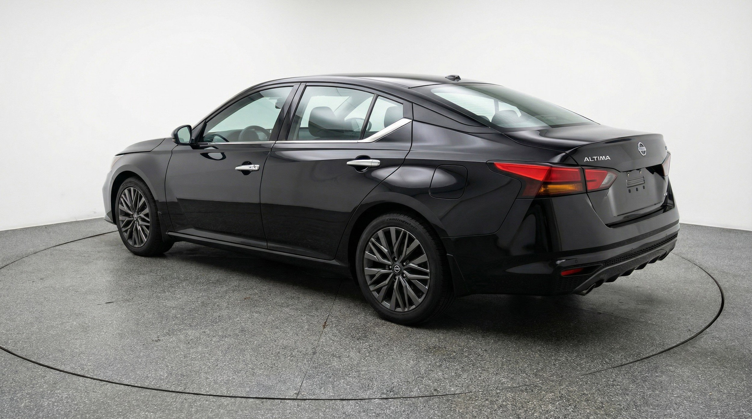 Thumbnail: 2025 Nissan Altima - 6