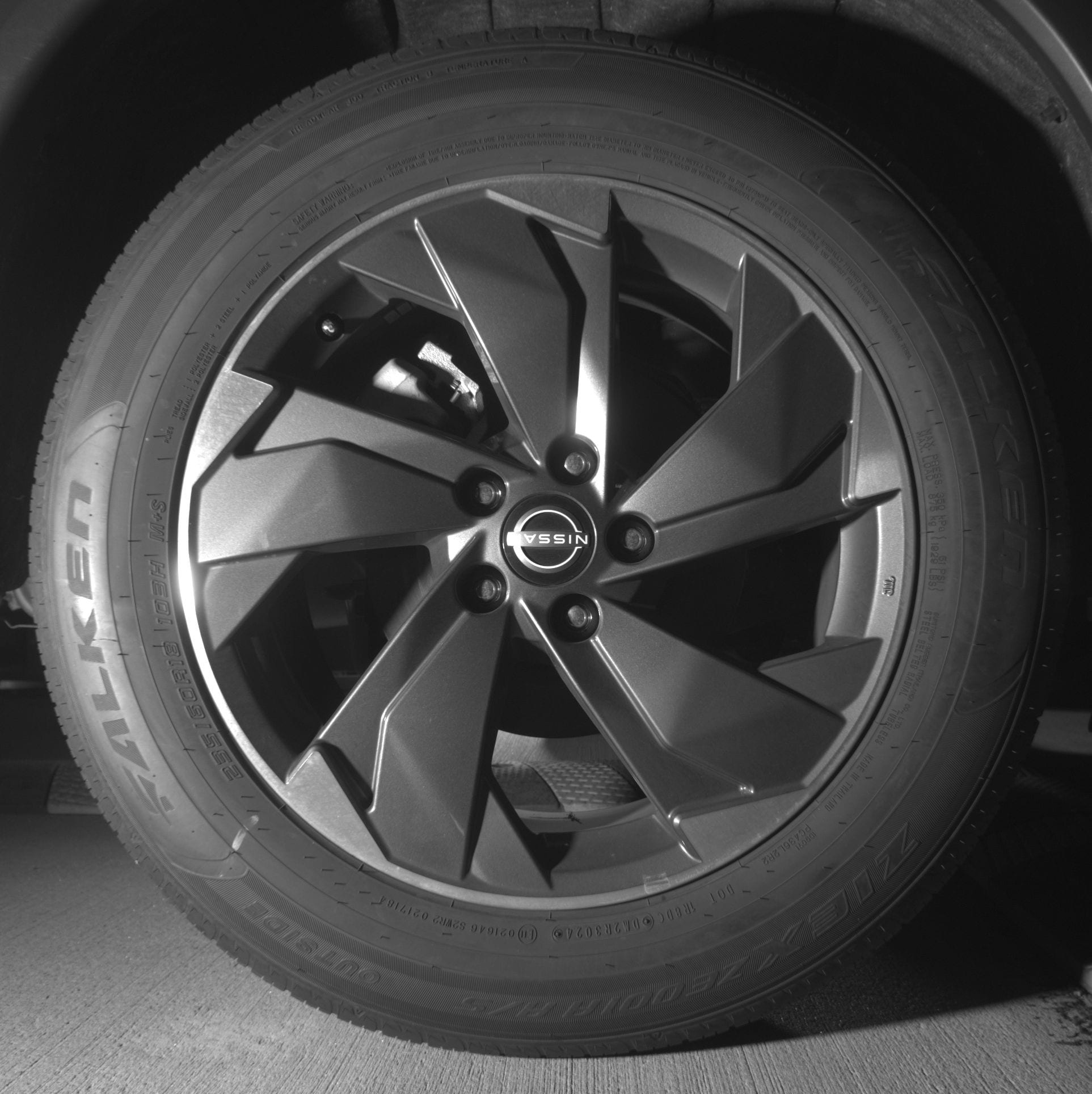 Thumbnail: 2025 Nissan Rogue - 12