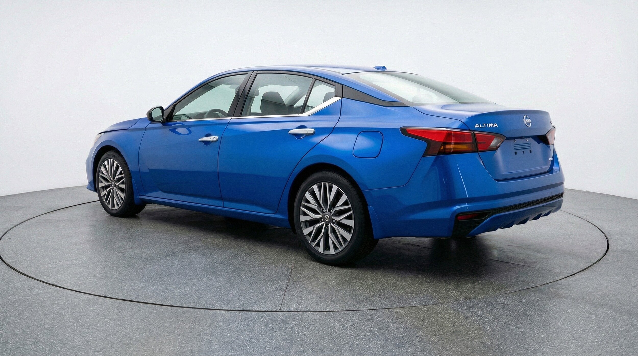 Thumbnail: 2025 Nissan Altima - 6