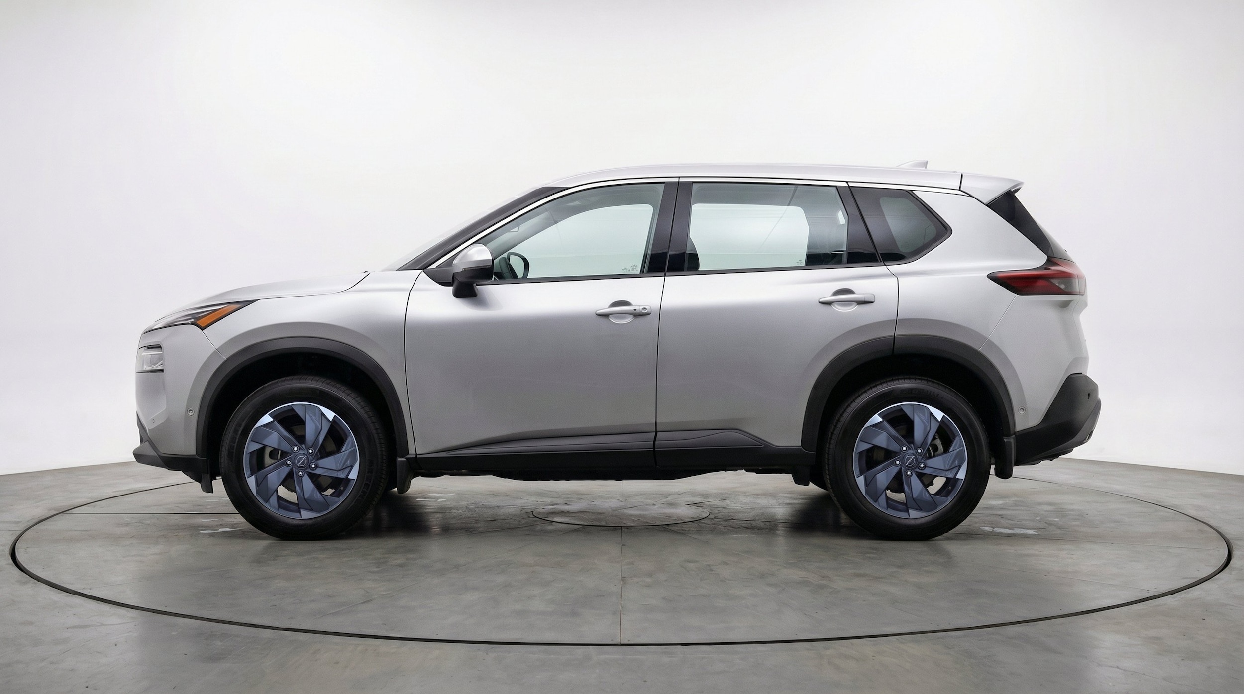 Thumbnail: 2025 Nissan Rogue - 5