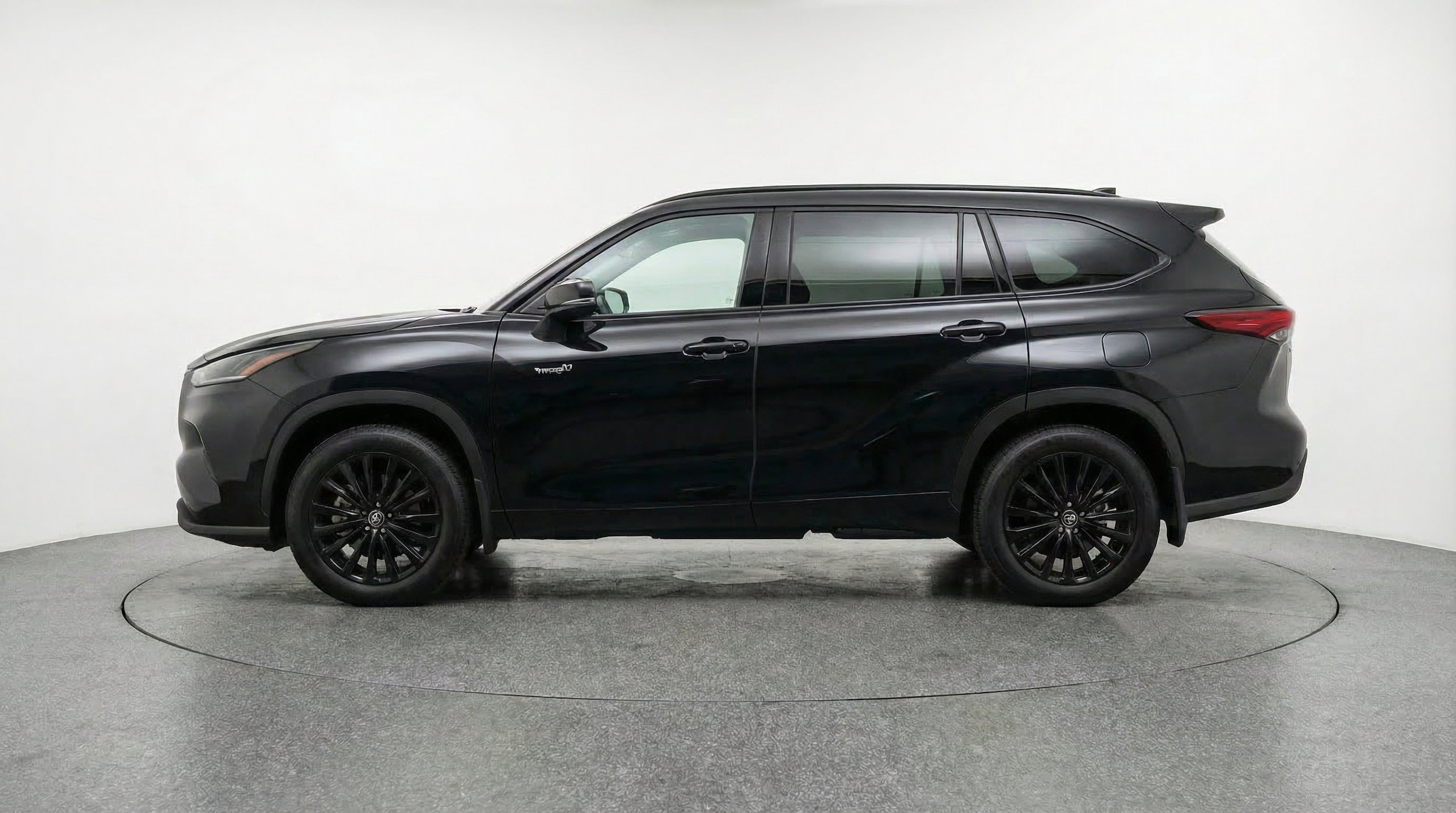 Thumbnail: 2025 Toyota Highlander - 5