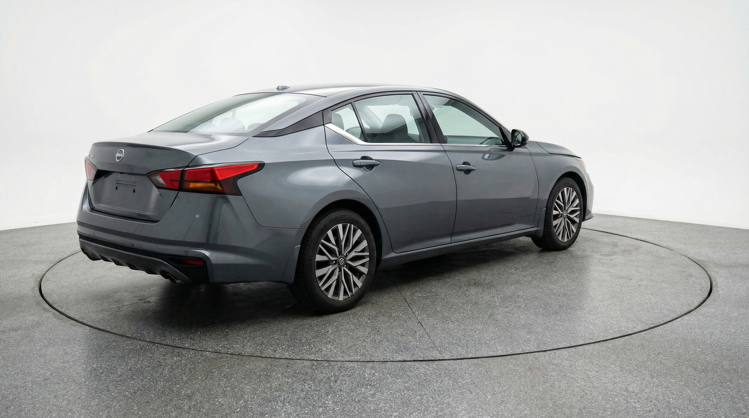 Thumbnail: 2025 Nissan Altima - 9