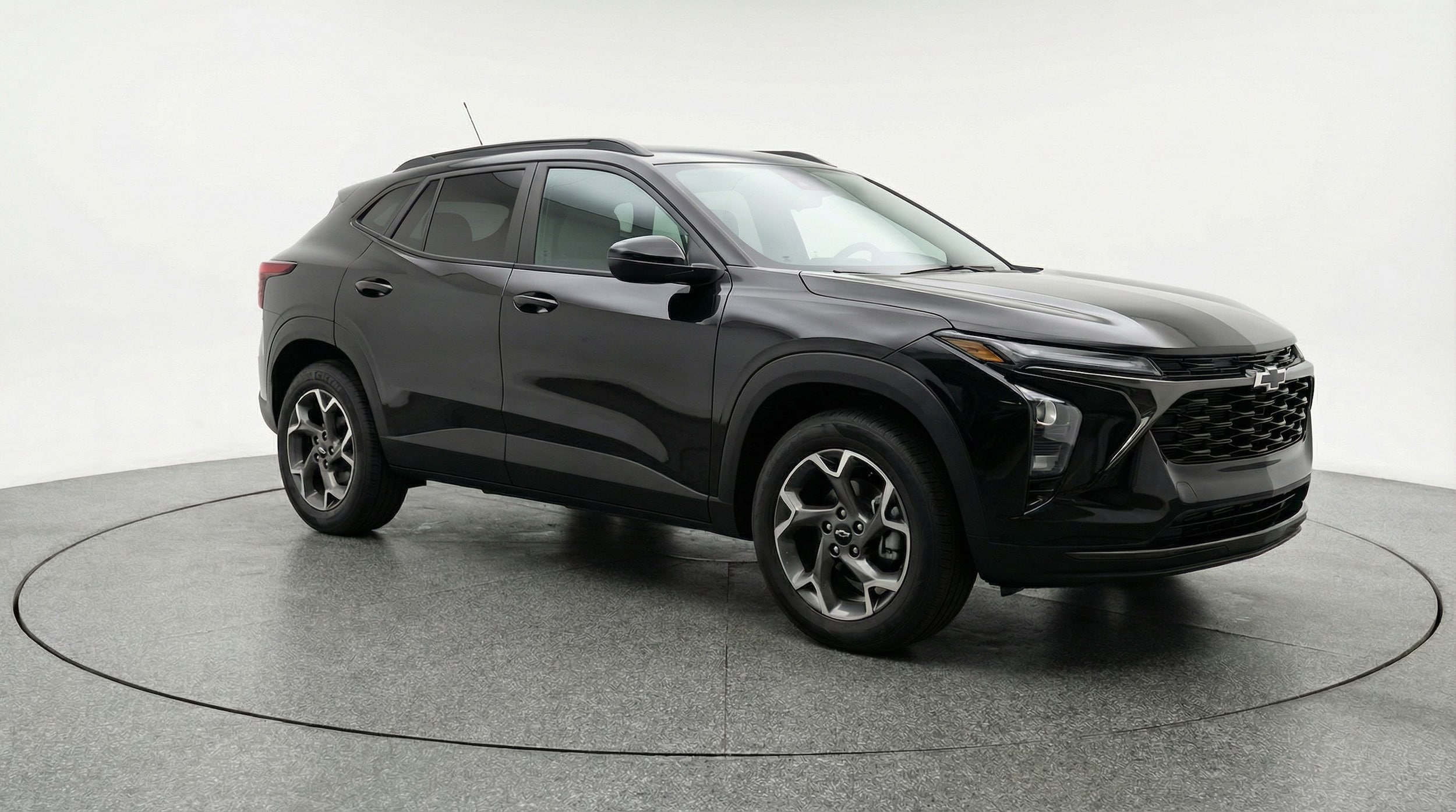 Thumbnail: 2025 Chevrolet Trax - 1