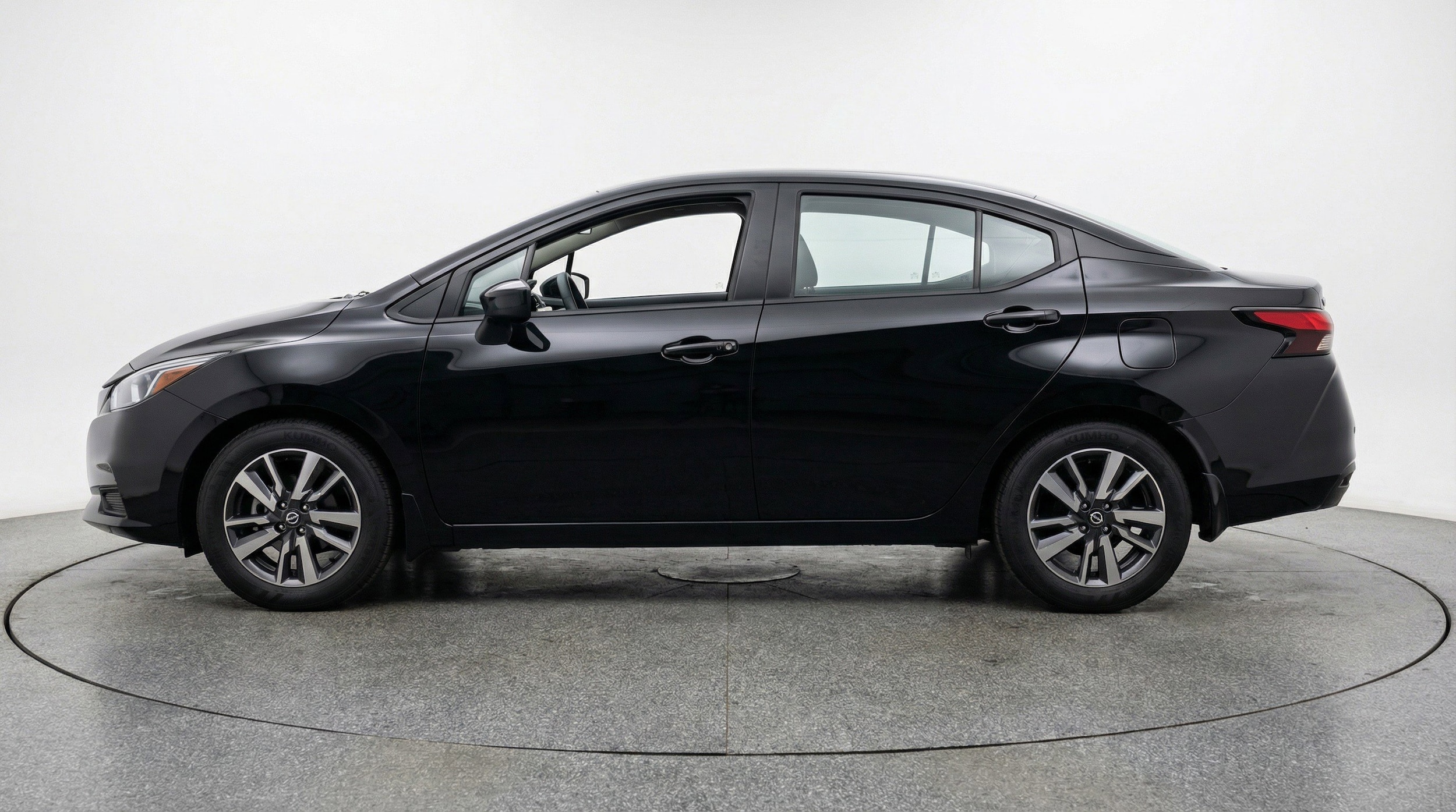 Thumbnail: 2025 Nissan Versa - 5