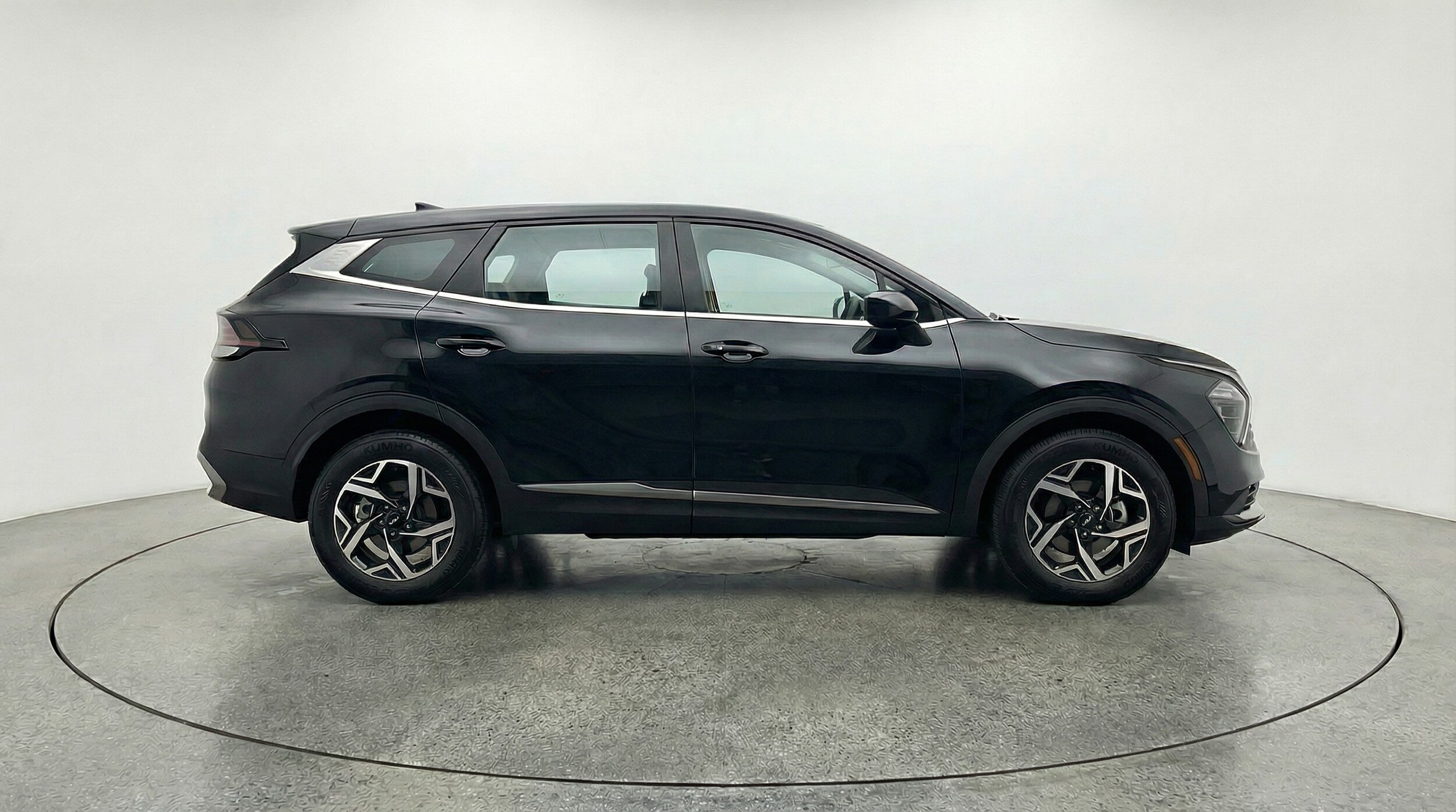 Thumbnail: 2025 Kia Sportage - 8