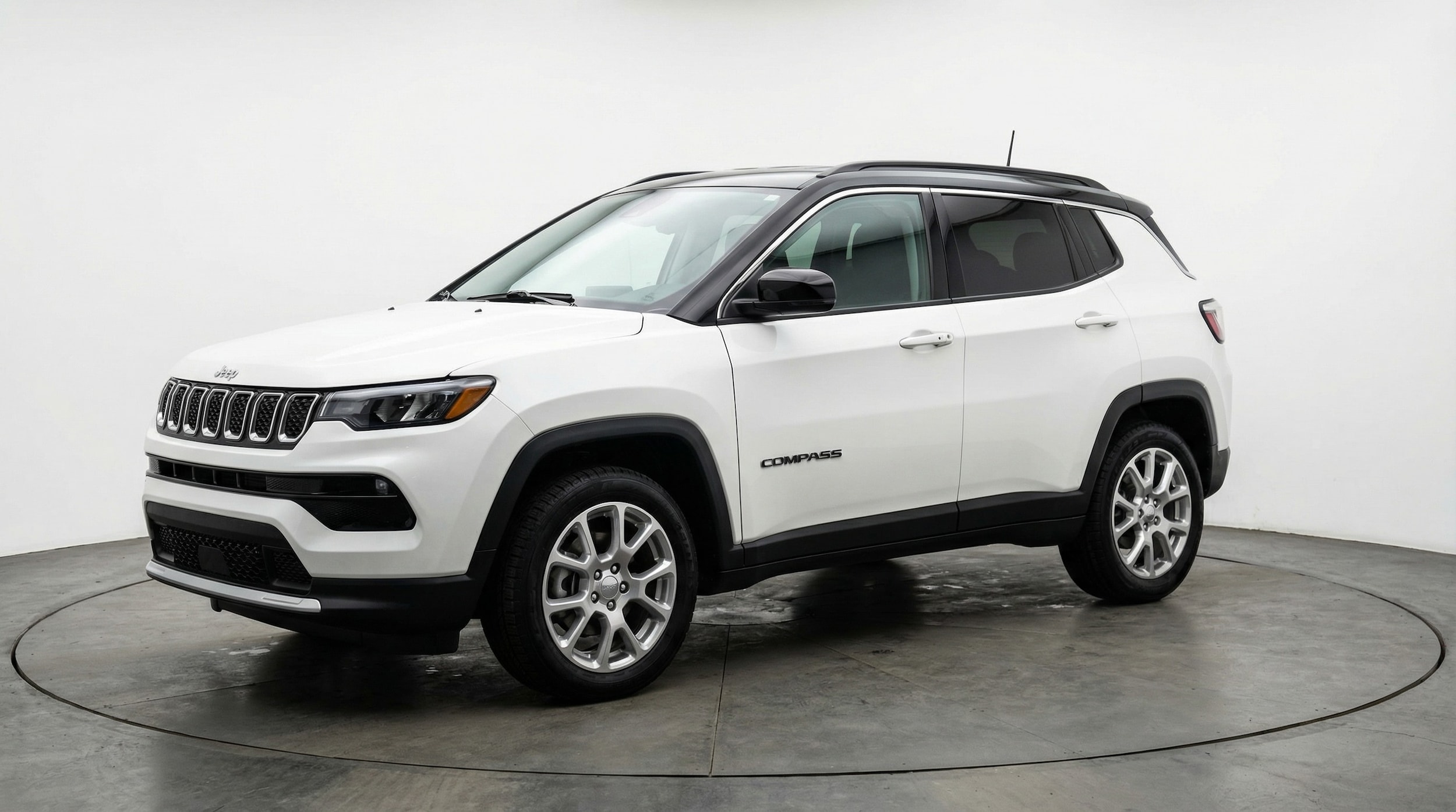 Thumbnail: 2025 Jeep Compass - 3