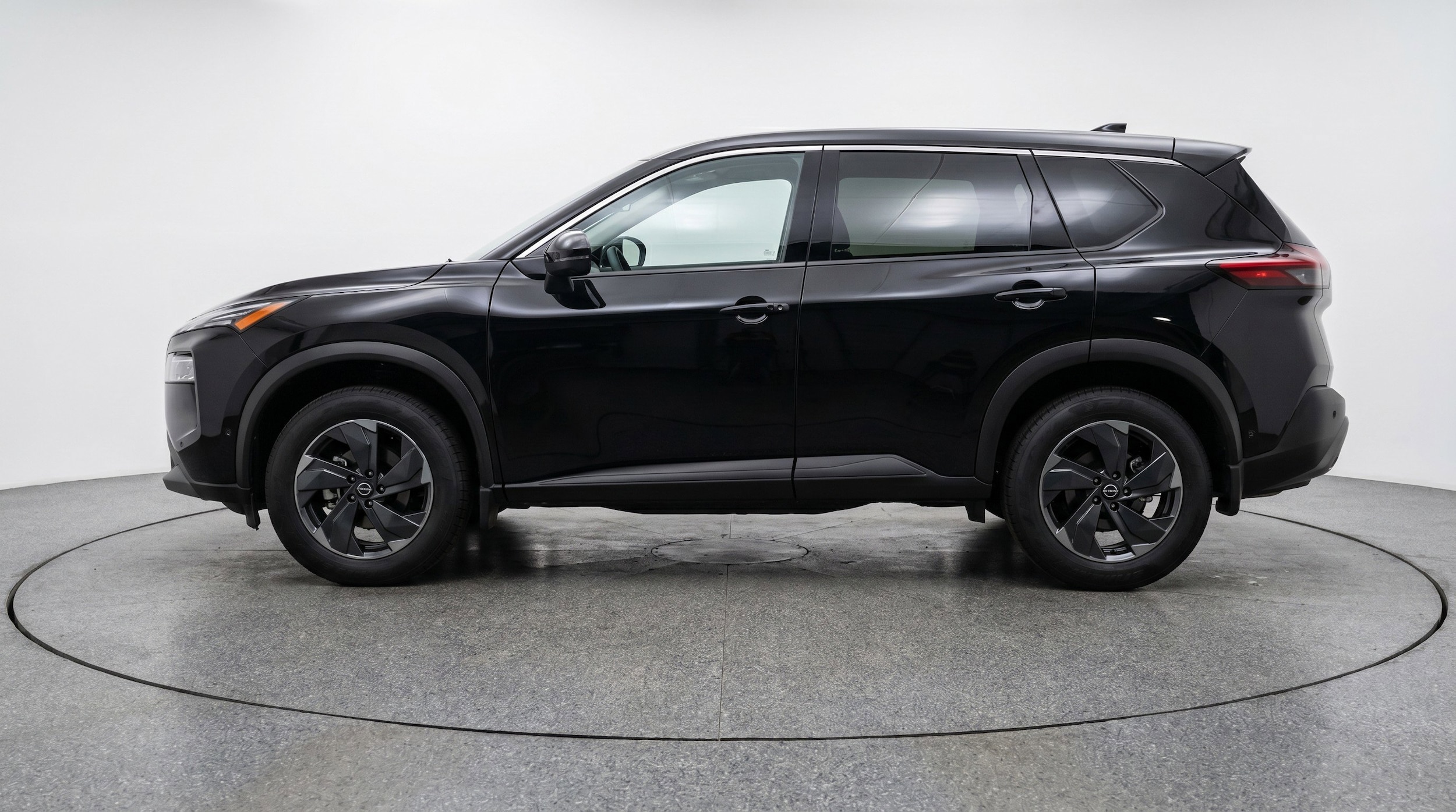 Thumbnail: 2025 Nissan Rogue - 5