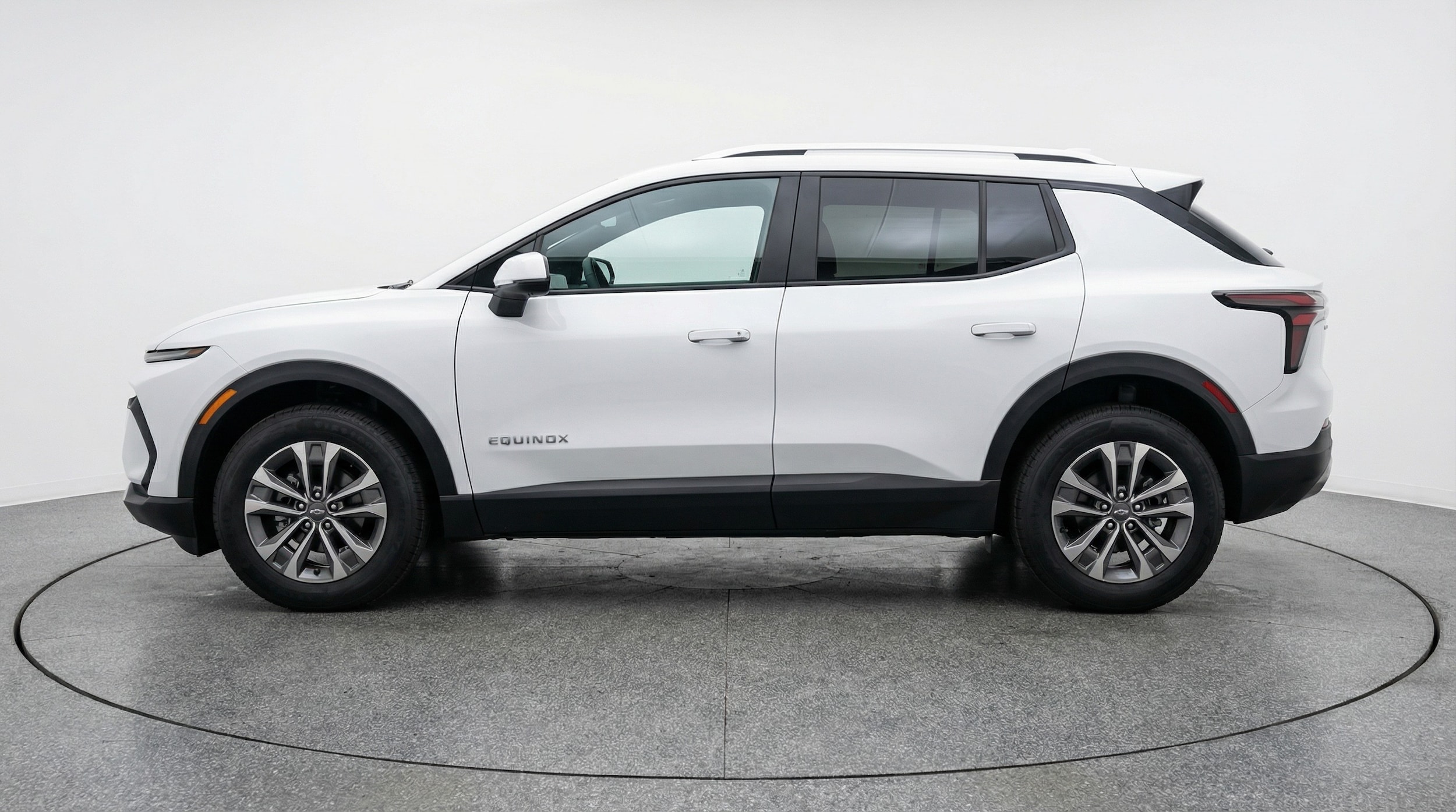 Thumbnail: 2025 Chevrolet Equinox - 4