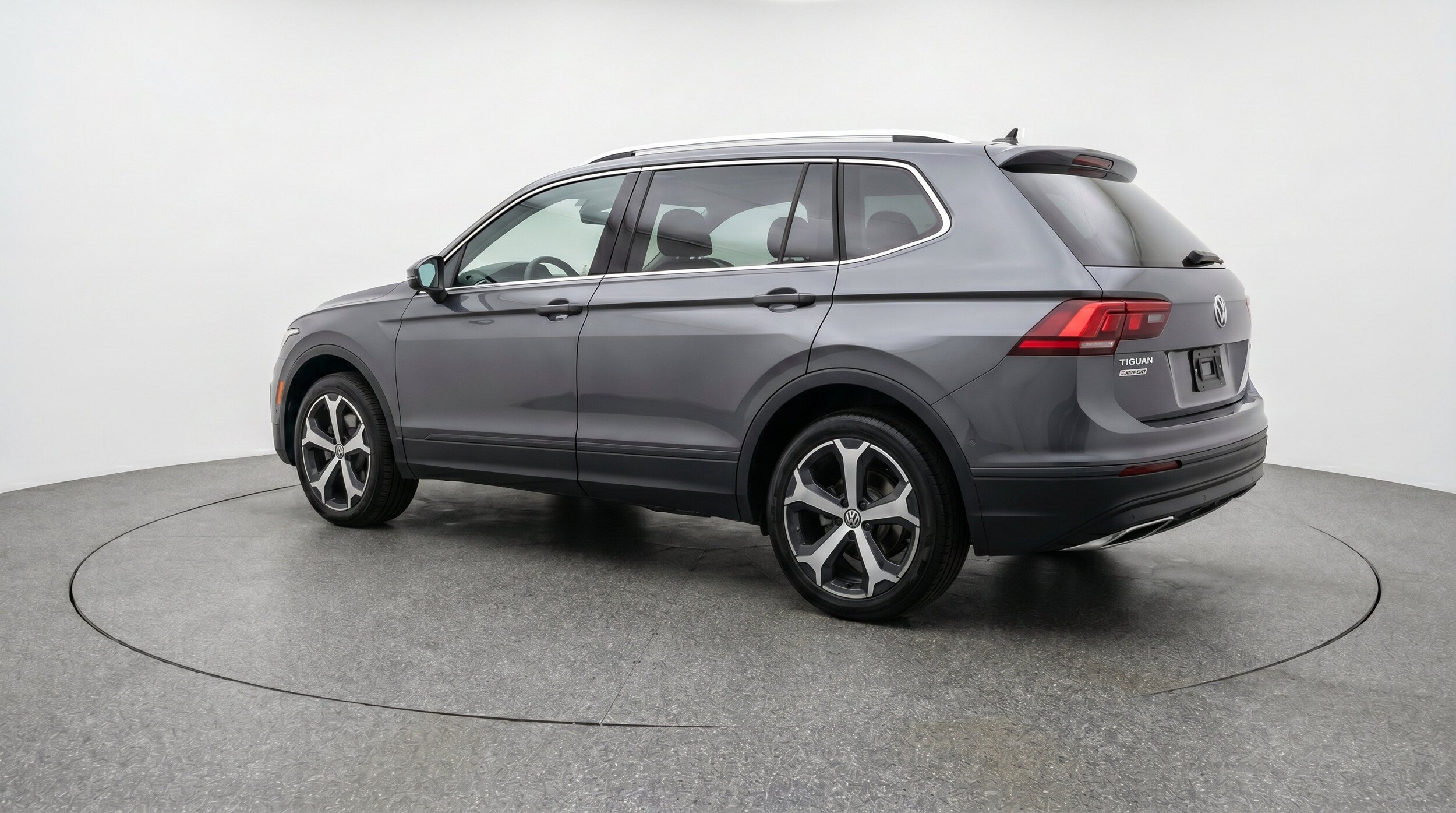 Thumbnail: 2026 Volkswagen Tiguan - 6