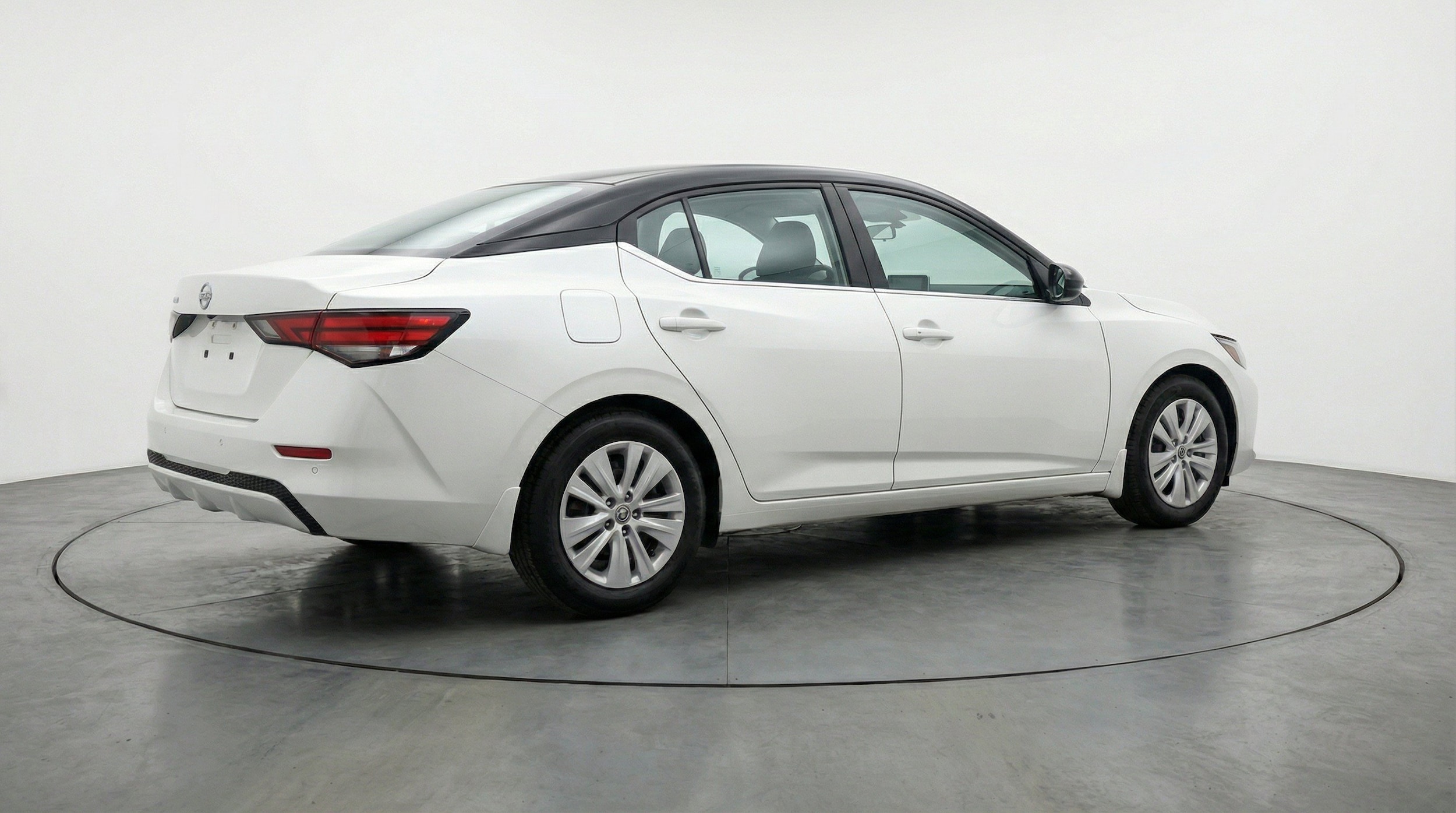 Thumbnail: 2025 Nissan Sentra - 9
