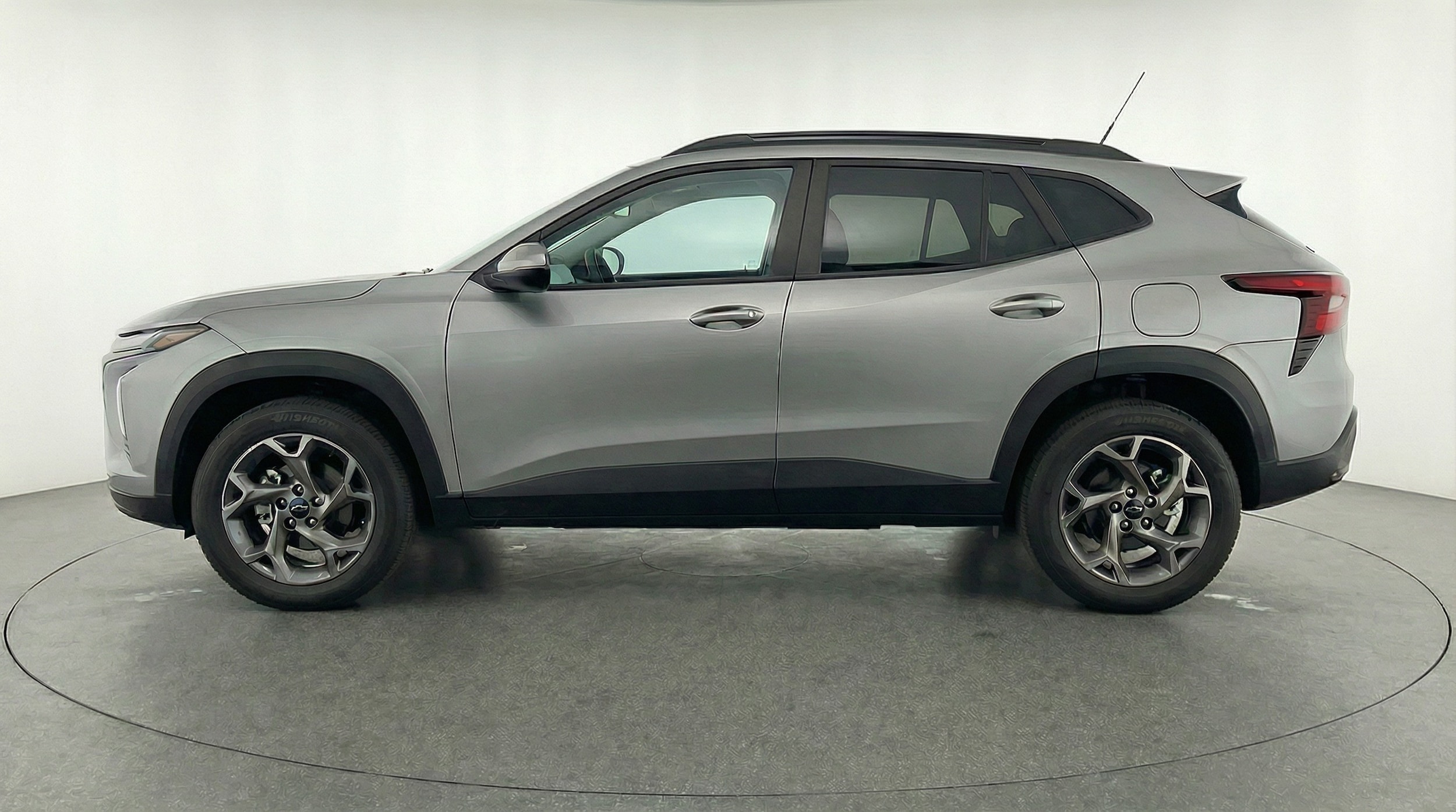 Thumbnail: 2025 Chevrolet Trax - 4