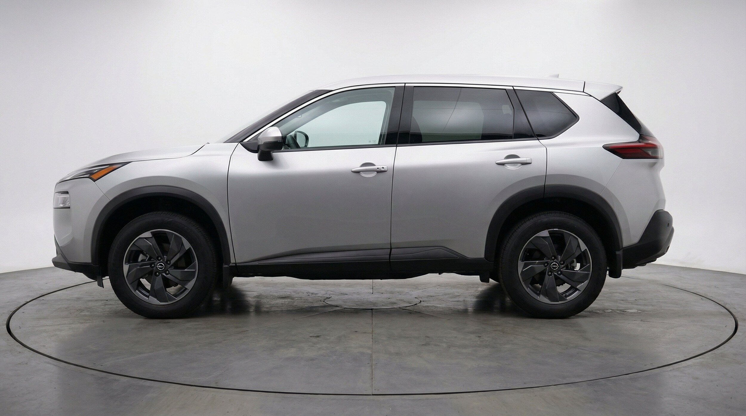 Thumbnail: 2025 Nissan Rogue - 5