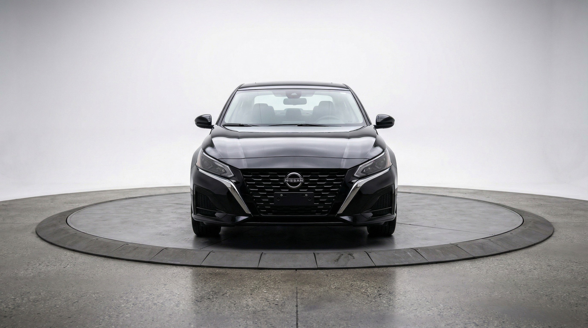 Thumbnail: 2025 Nissan Altima - 2