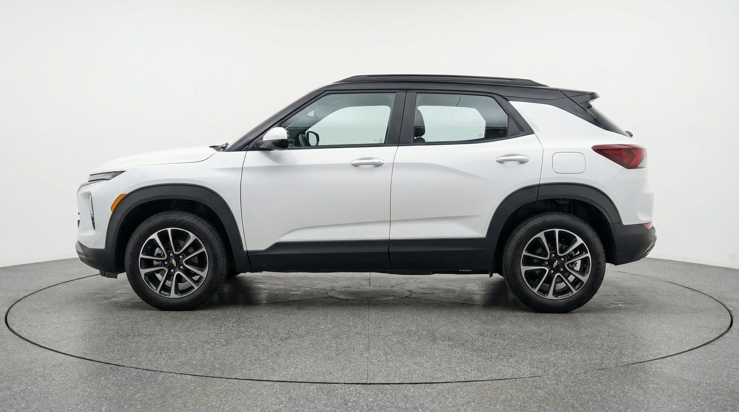 Thumbnail: 2025 Chevrolet TrailBlazer - 5