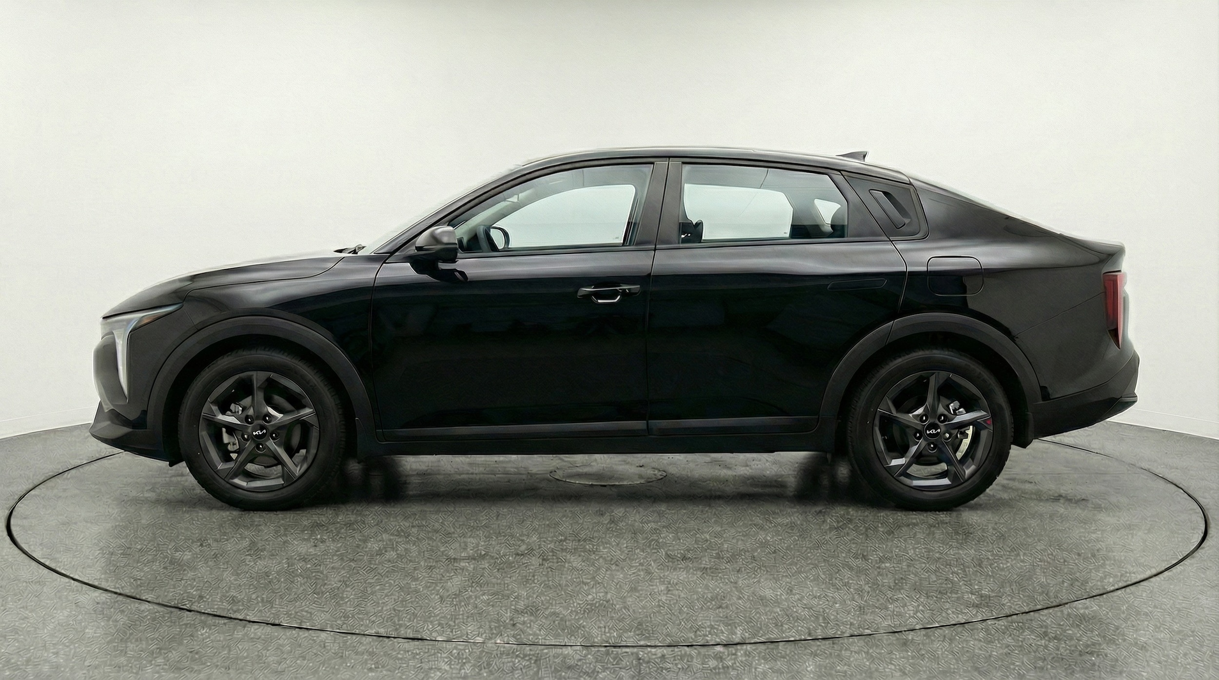 Thumbnail: 2025 Kia K4 - 4