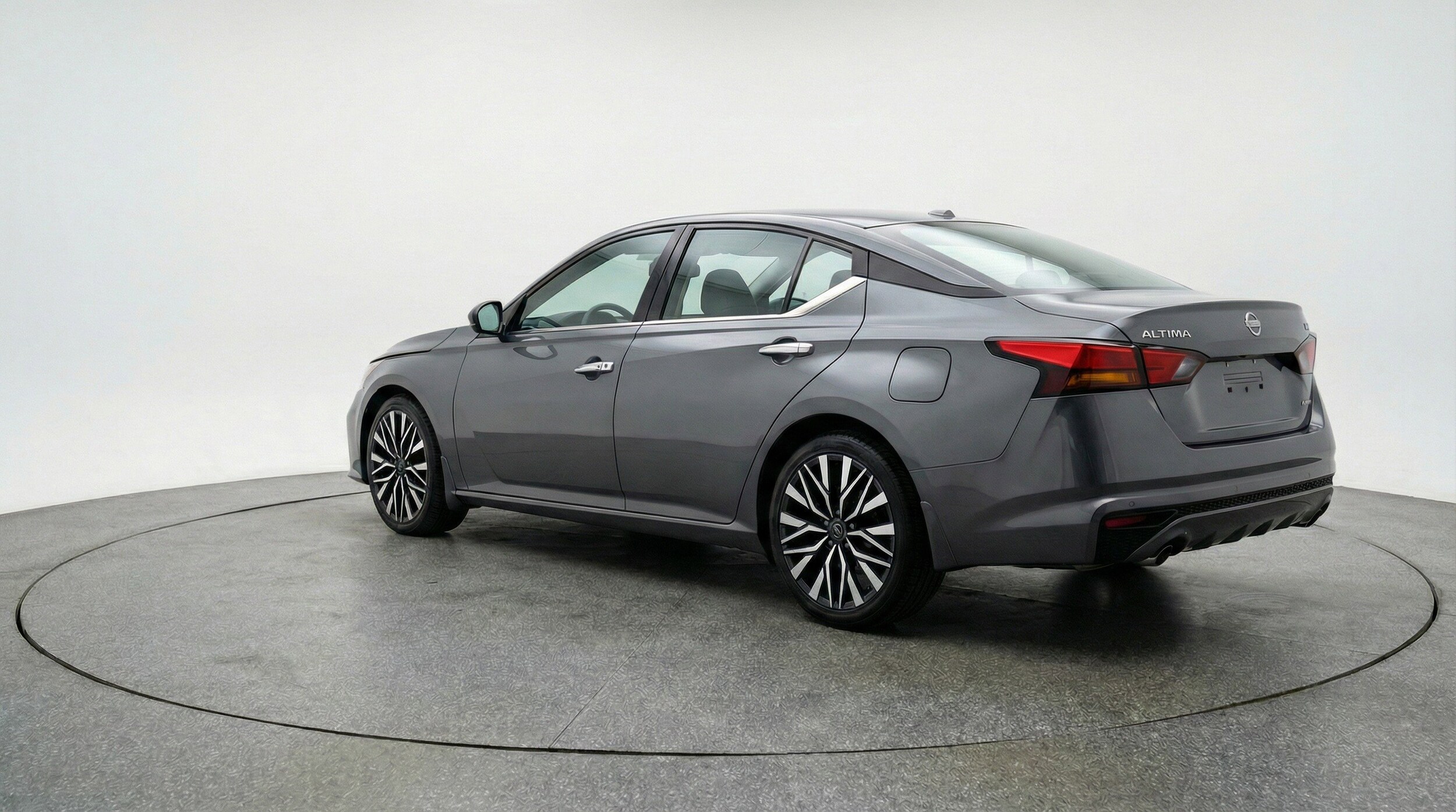 Thumbnail: 2025 Nissan Altima - 6