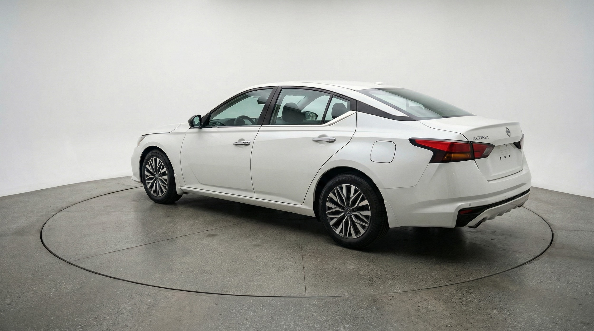 Thumbnail: 2025 Nissan Altima - 5