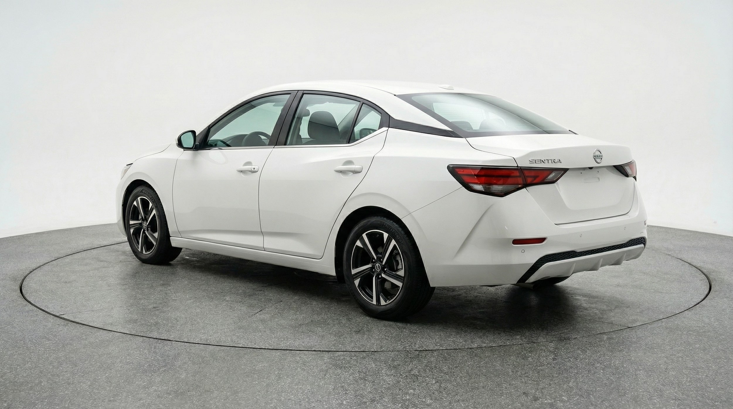 Thumbnail: 2025 Nissan Sentra - 5