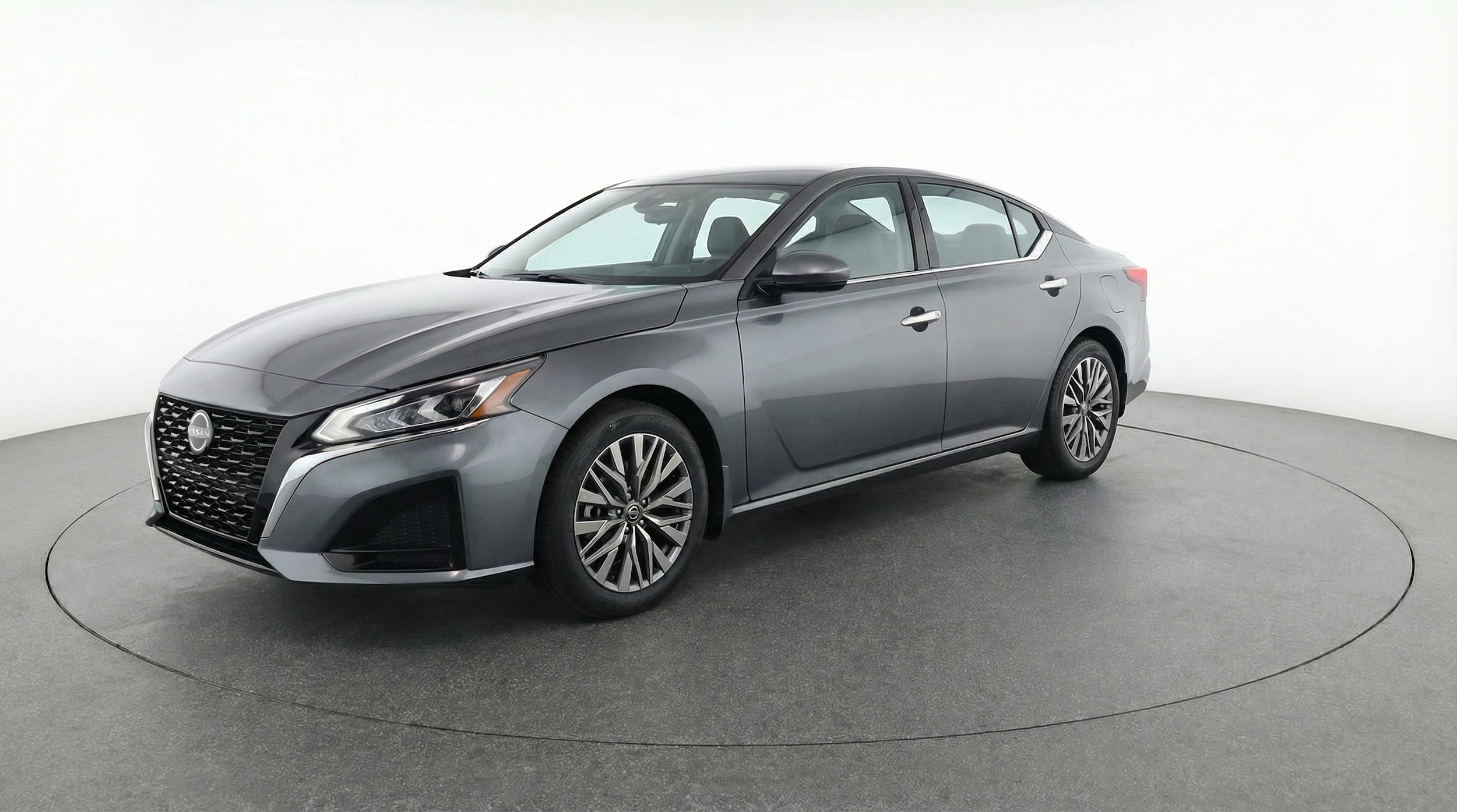 Thumbnail: 2025 Nissan Altima - 3