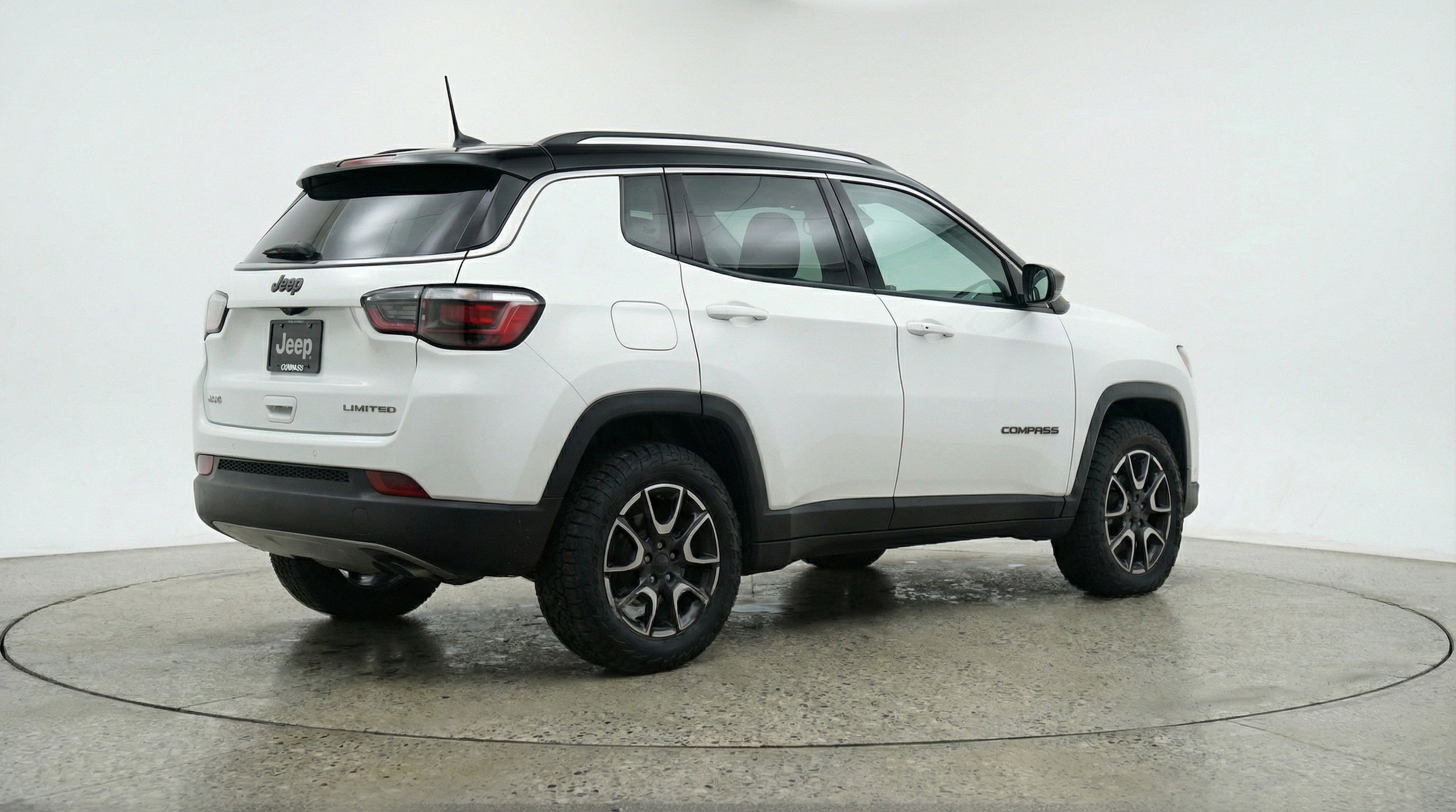 Thumbnail: 2025 Jeep Compass - 9