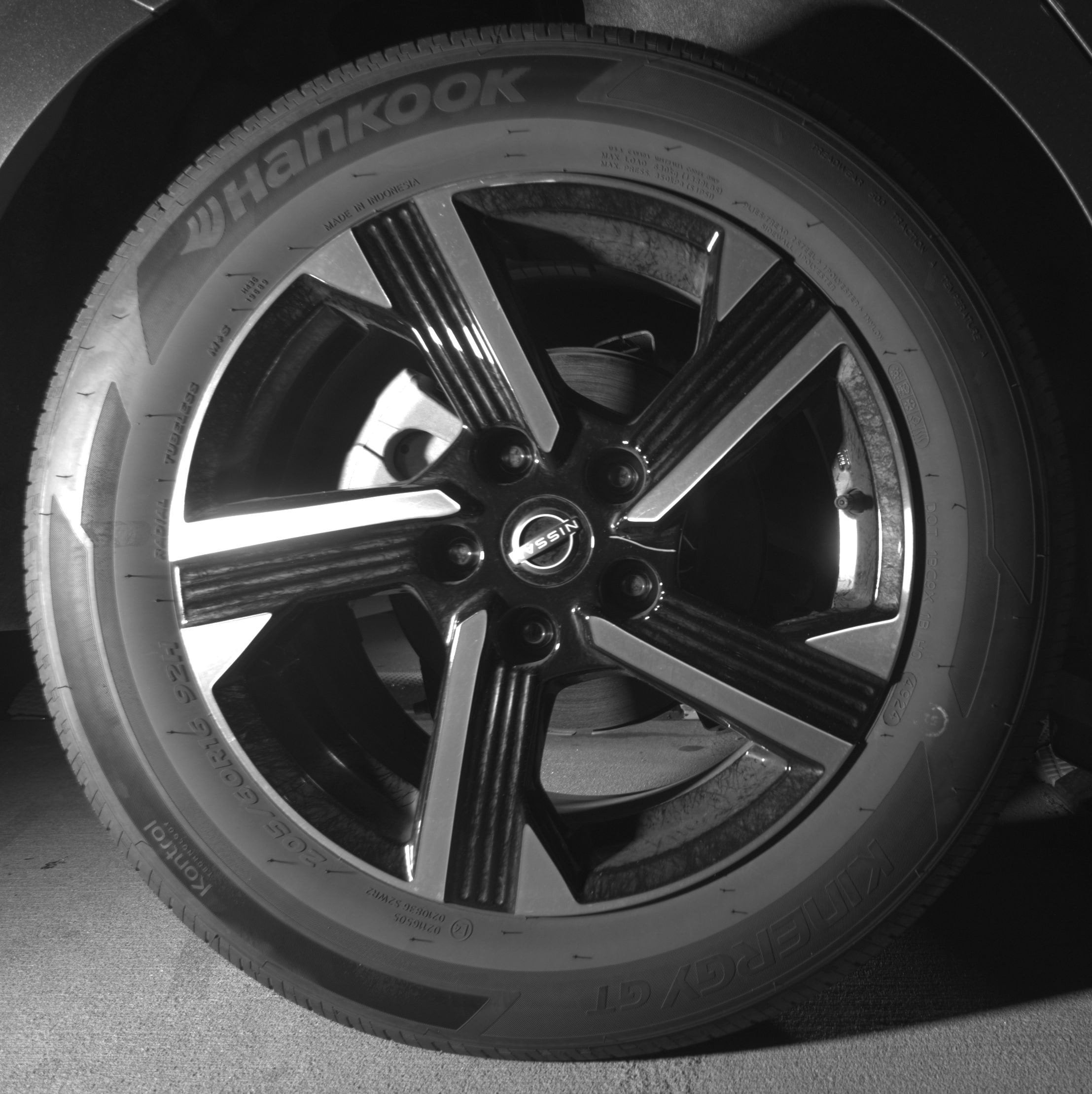 Thumbnail: 2025 Nissan Sentra - 15