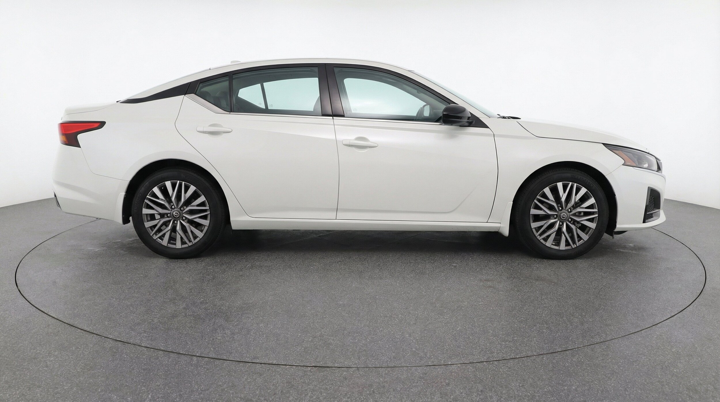 Thumbnail: 2025 Nissan Altima - 11