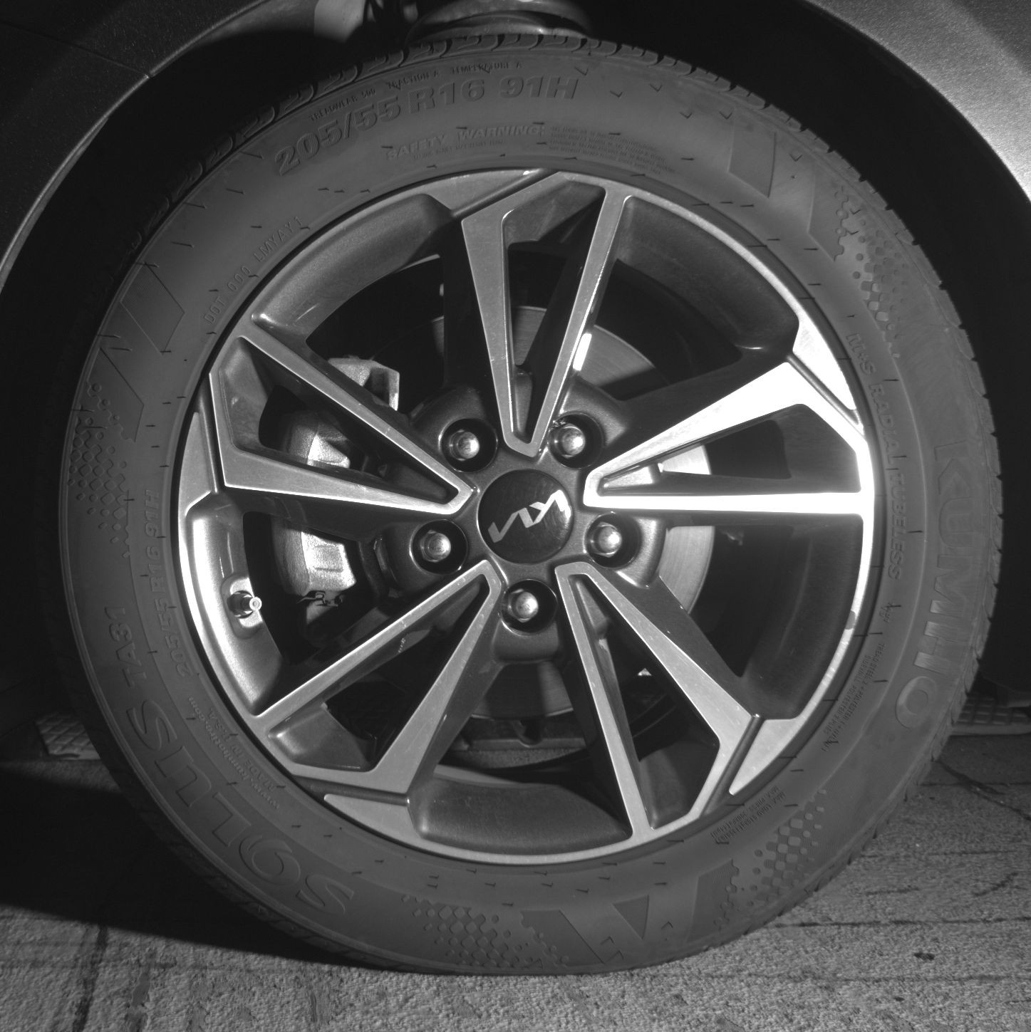 Thumbnail: 2024 Kia Forte - 9