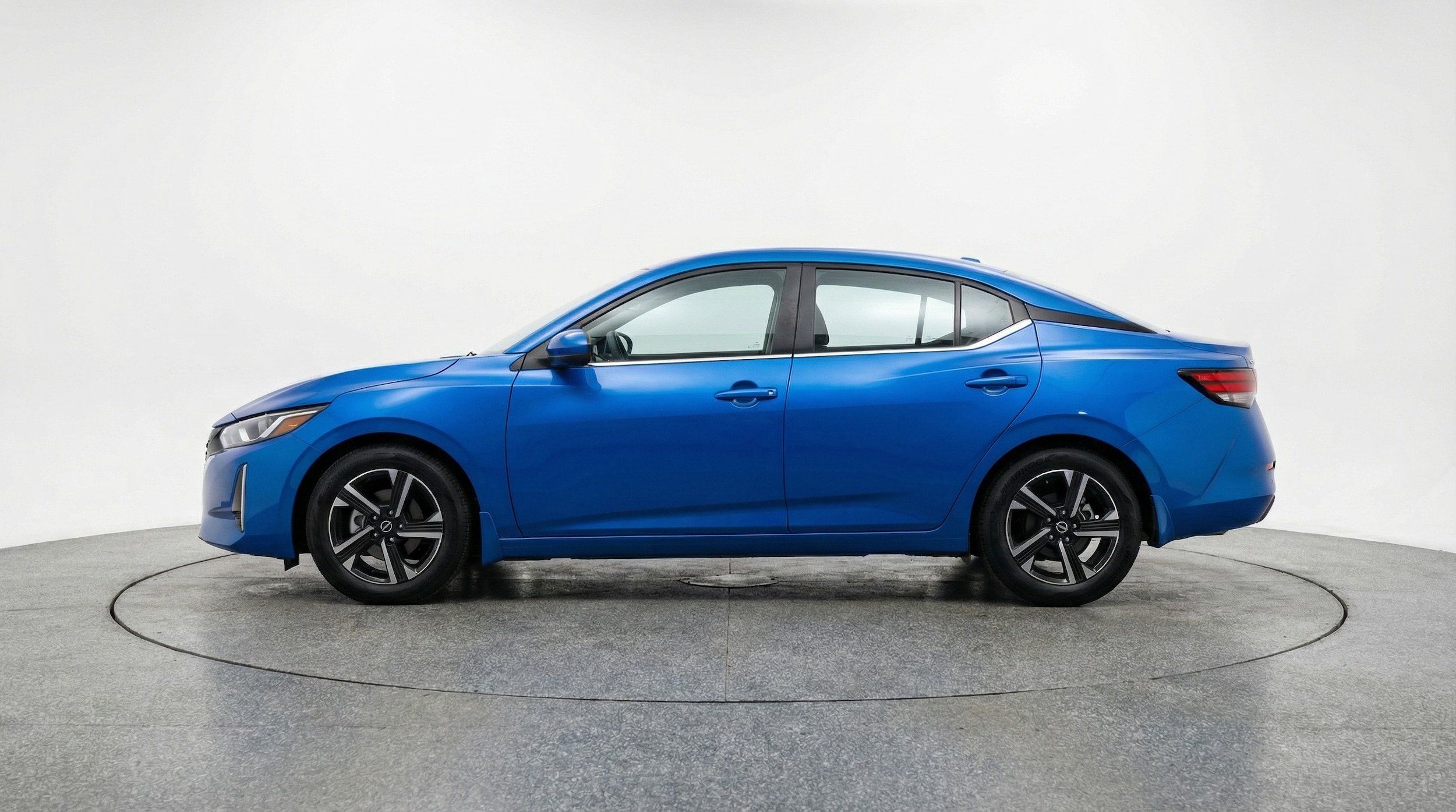 Thumbnail: 2025 Nissan Sentra - 4